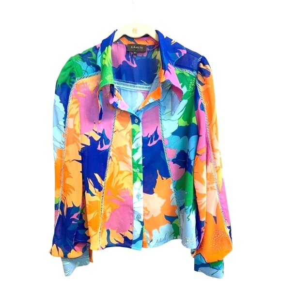 Colorful Floral Women's Top - Picture 3 of 6